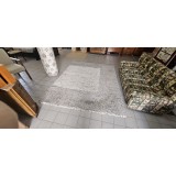 Tapete — creme e preto · 260 × 204 cm