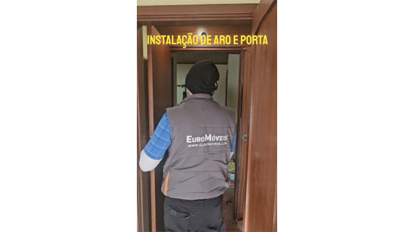 Instalação Porta c/Aro Maciço